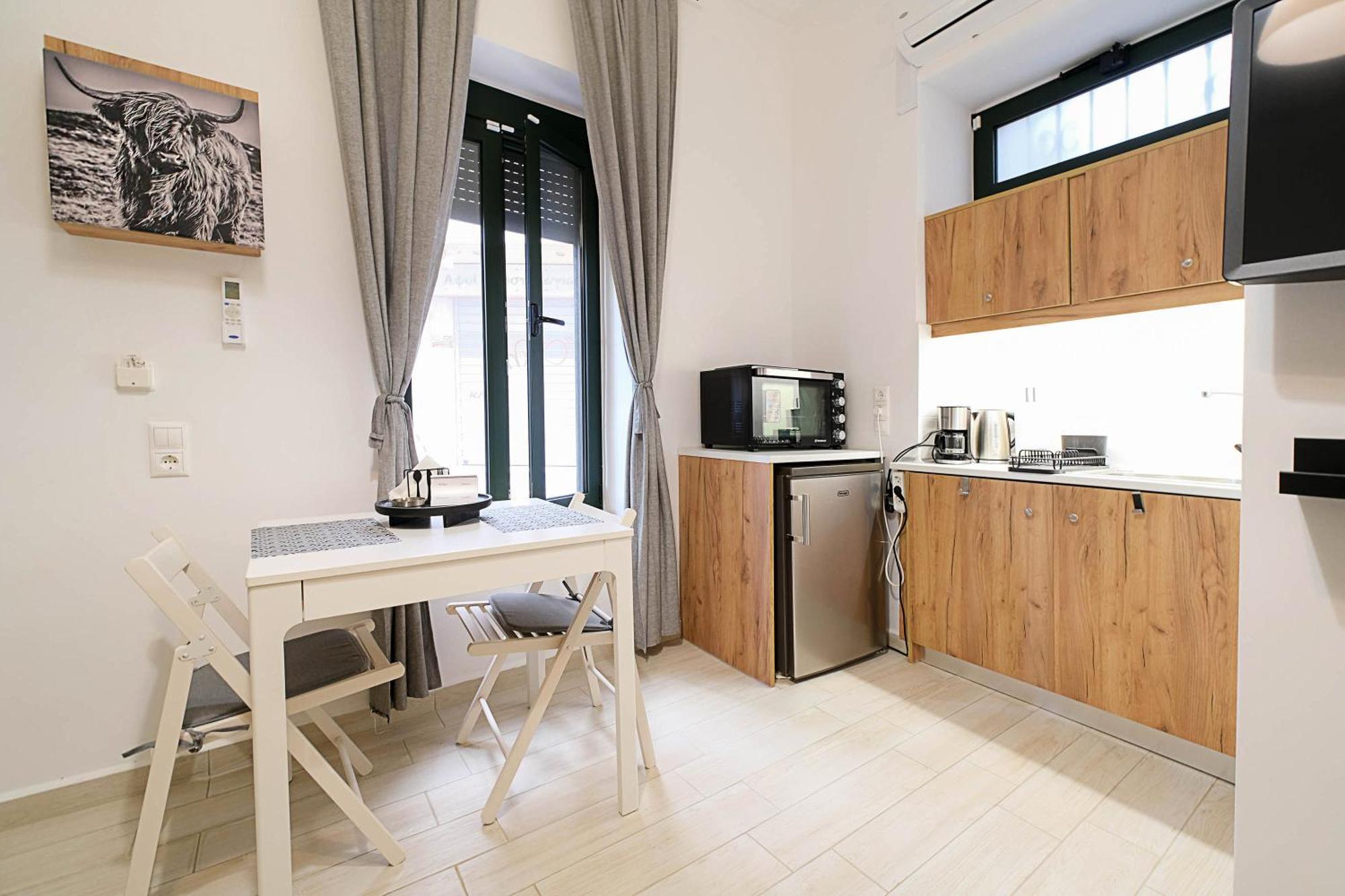 Irene Apartment & Irene Studio - City Center イラクリオン エクステリア 写真