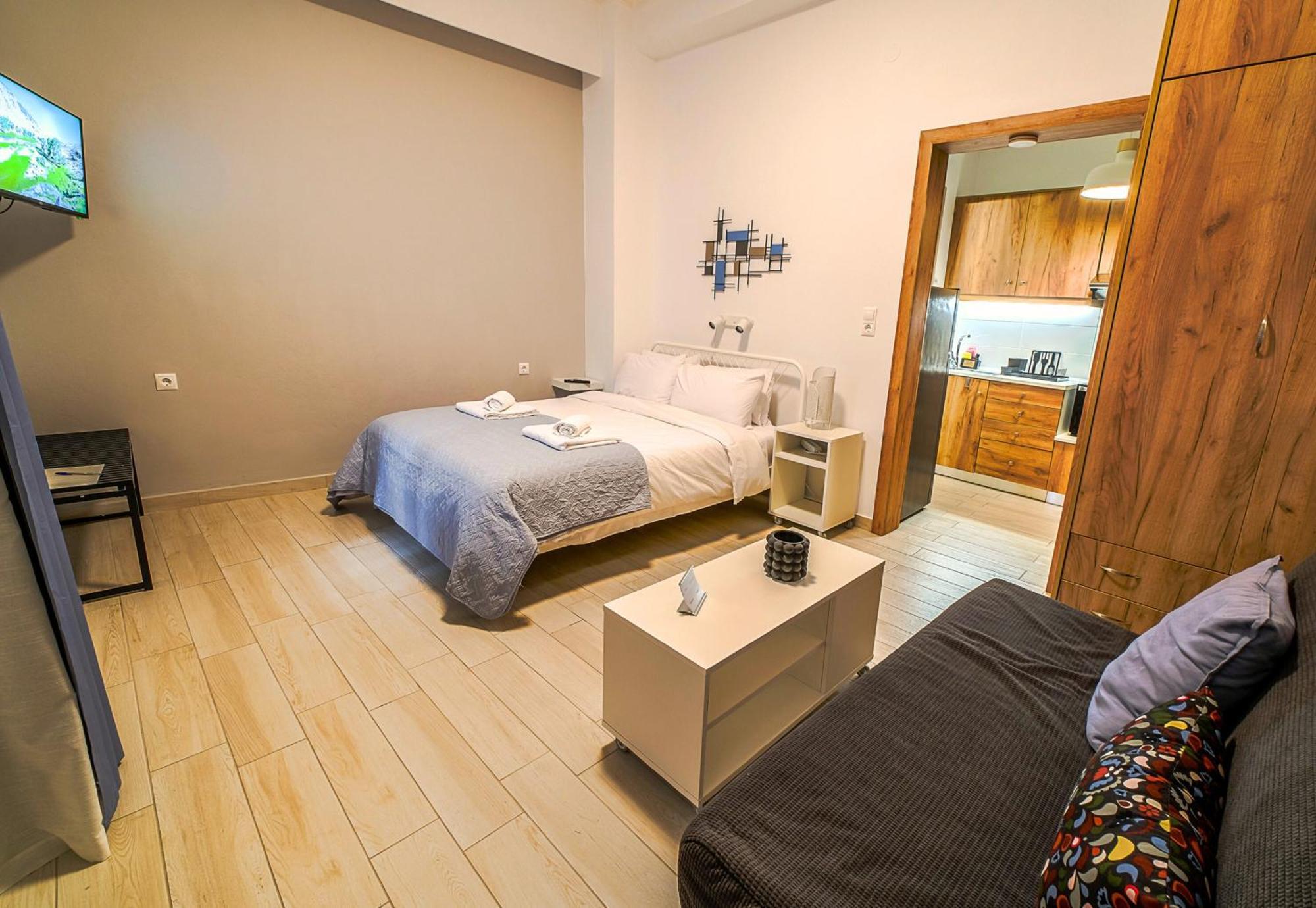 Irene Apartment & Irene Studio - City Center イラクリオン エクステリア 写真